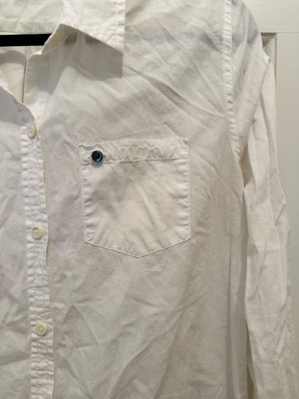 Alex Mill Jo Classic White Button-Up Shirt in Cotton Poplin - Picture 3 of 7